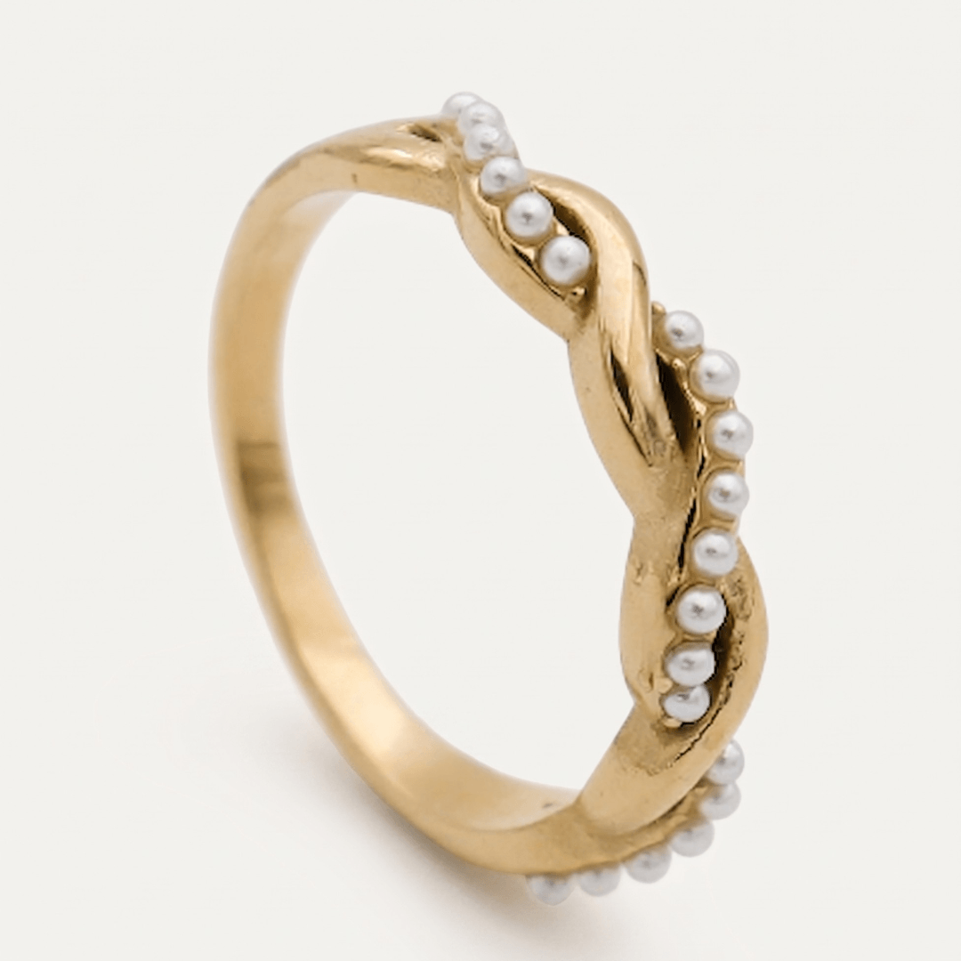Serena Pearl Gold Ring
