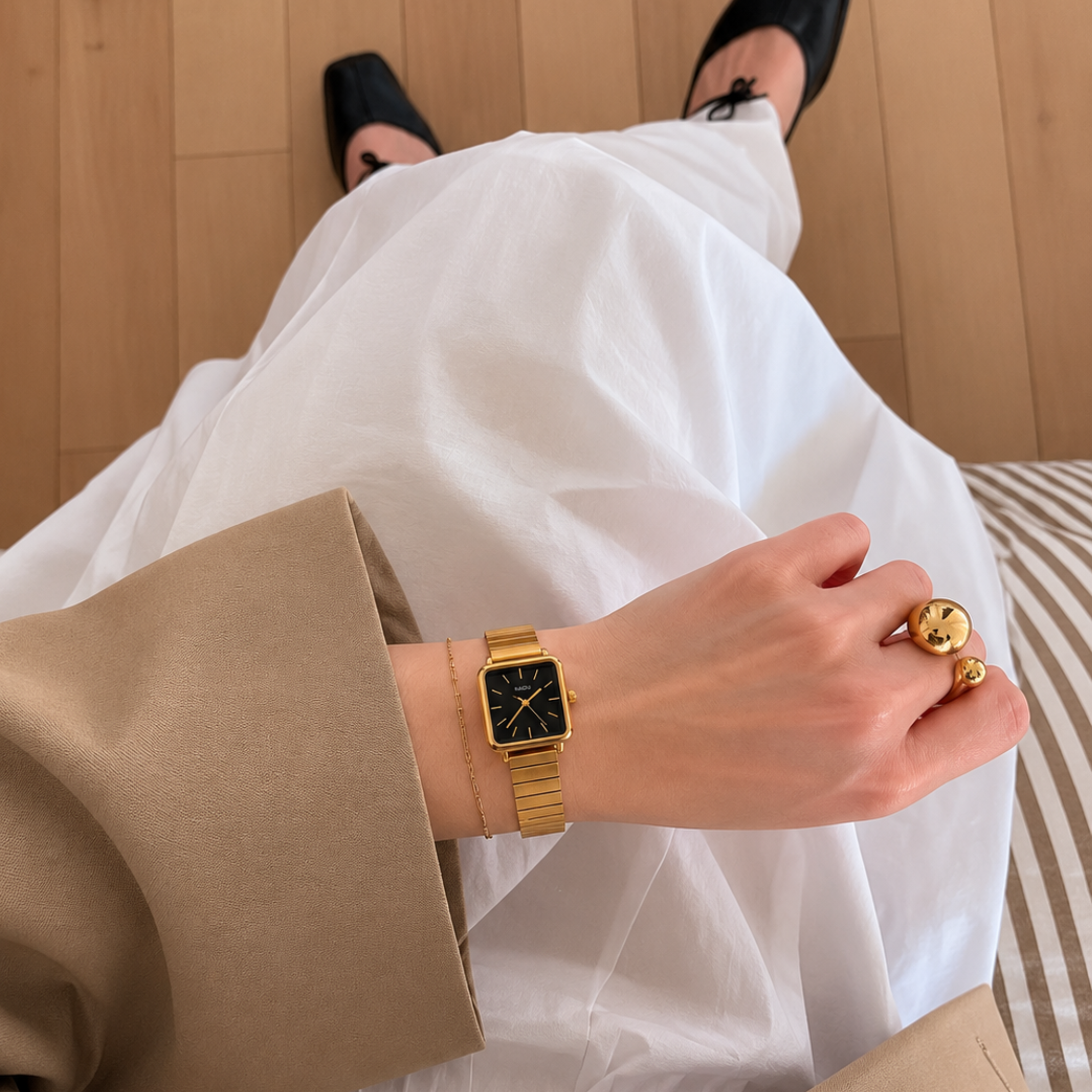 Le Marais Watch Eclipse