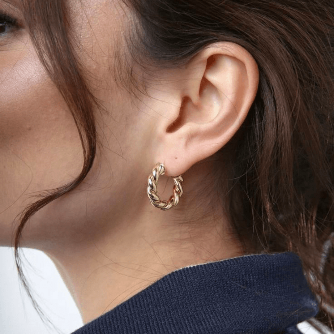 Vera Twist Hoop Earrings
