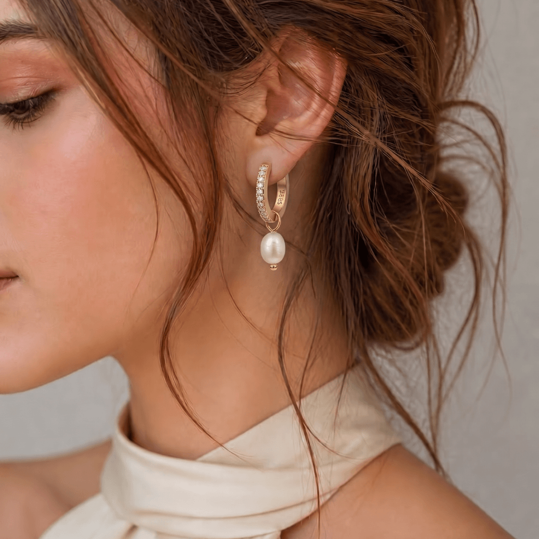 Amélie Pearl Huggie Earrings